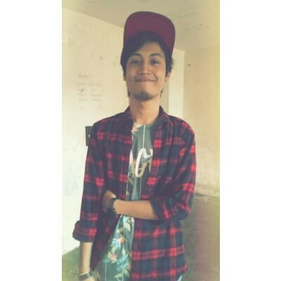 i'm shy at first . but once i'm comfortable with you, get ready for some crazy shit . hahaha . Forca Barca .
