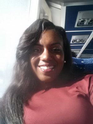 Markita La'Kira Moore.  Robyn's mommy. twerker. dancer. CollegeGirl 2k13!!! ig&kik:4evaur_kita