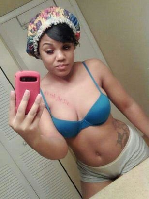 LOVE THE SINGLE LIFE AND NO BULLSHIT NO DRAMA YALL CAN FUCK WIT ME ON HERE OR MY KIK AT SKYYMONEII.