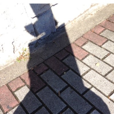 気になったらフォローボタンぽちっとしちゃいましょう。古着と読モとチョコレートがだいすき。