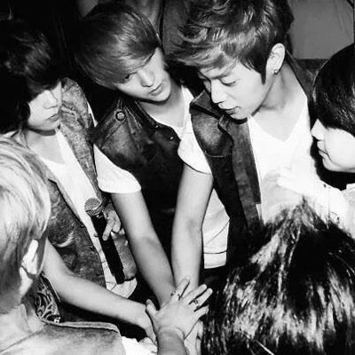 iuseobforever's profile picture. 뷰티♡유애나 --☆☆비스트 최고다~ 아이유 최도다~