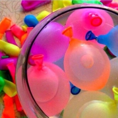 ‏يوجد أفضل مني ! و يوجد أقل مني لكن لآ يوجد مثلي تمآما . . هذه هي قنآعتي .....!!!