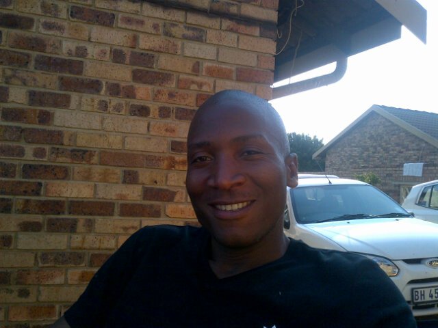 A Father to 2, Employer (https://t.co/8hSzKGWP6r) , Humble and a Believer in good vibes.