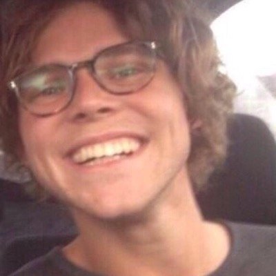 follow @nightdriveirwin