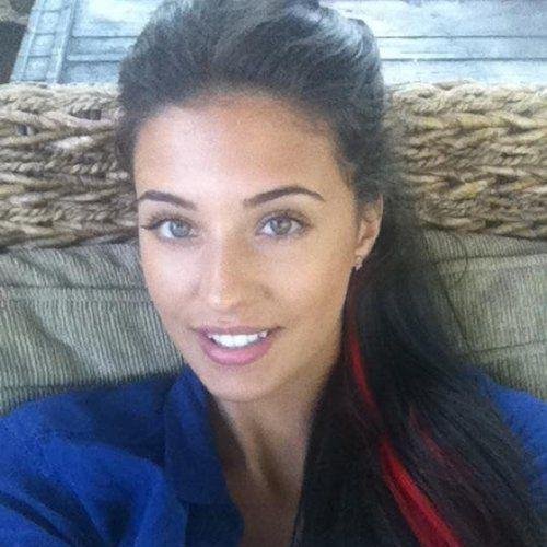 alendrablue's profile picture. 