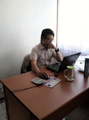 tukang fhoto @wisatamistis and cosplayer in @shinsen-gumi