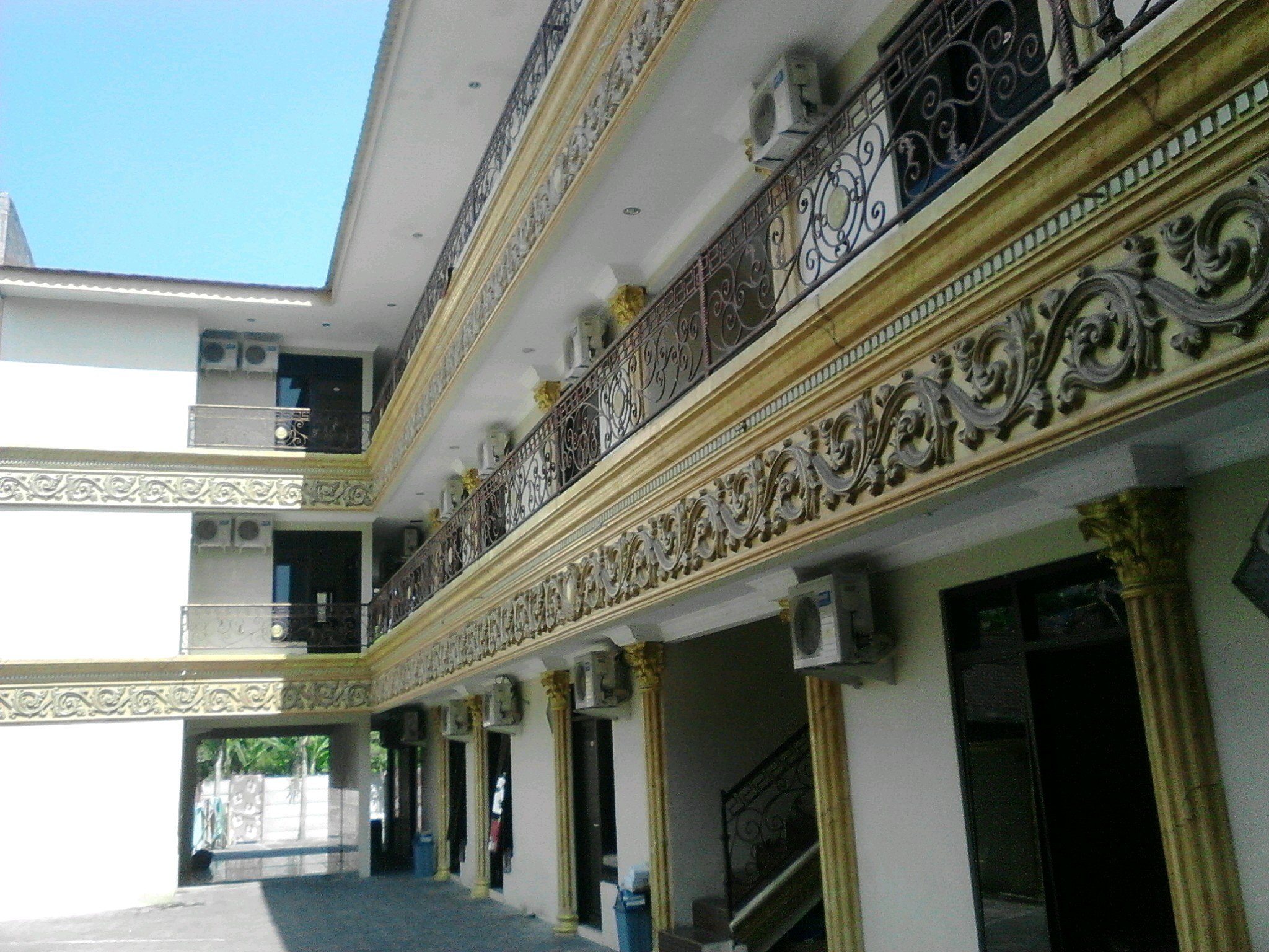 Interior Exterior