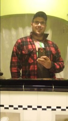 ~ Carpe diem  ~Football player             ~Awesome guy to chill with :D loves coutry music