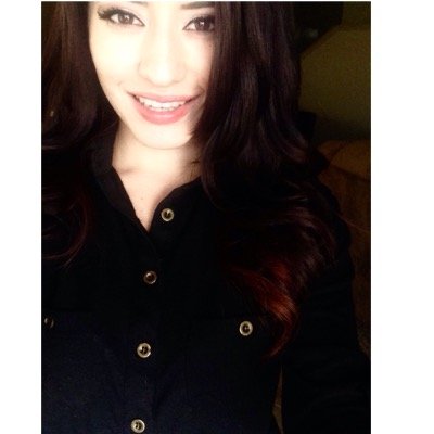 IG: @_Jennisia_