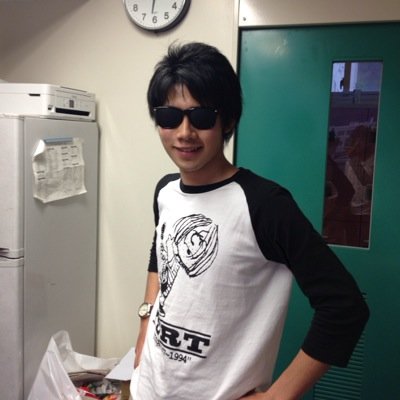 2014年度こまくさ寮2W所属、事務神ことトキオさんのbotです。眠いときのウザさには定評があります。でへへ(・∀・)