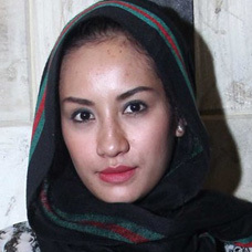 ivonlesmana's profile picture. 