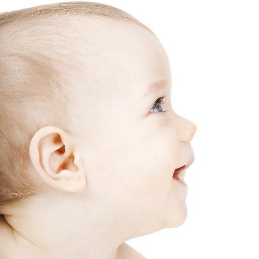 Candide est un fabricant et un distributeur plein d’idées dans le secteur de la puériculture et des jouets pour les tout-petits de 0 à 3 ans.