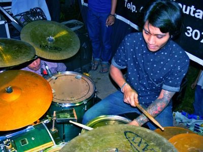 @Dinda_ashifa♥♥ || Just Married || Add.Drummer || @GR_Indo || _Drum Line_