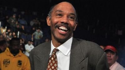 LOLHaymon's profile picture. Boxing Advisor,  Camera Dodger,  Suit Wearer,  Thank me please