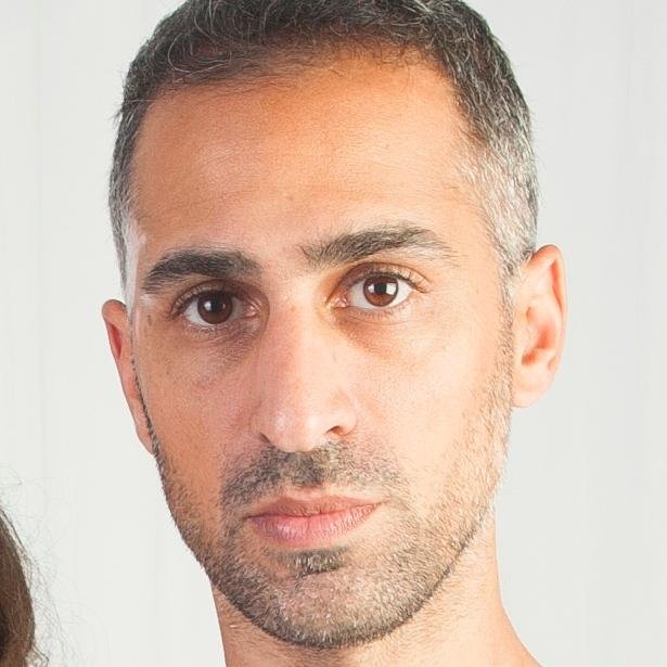 Co-Founder & COO of @emaze_tweets, Torn by innovative mind and creativity while developing awareness to the reality of the present moment