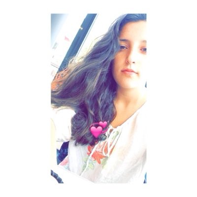 love Soccer and my friends 3vmbo ❤️❤️❤️

Instagram louizaelouhabi