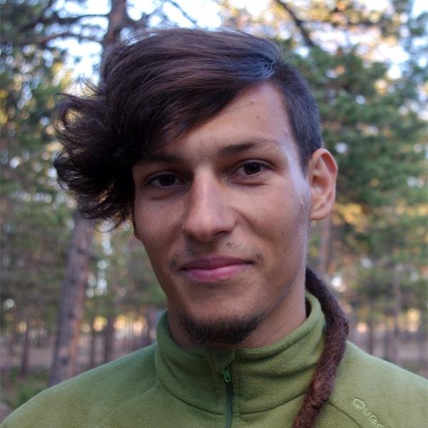 Front-end Developer, beekeeper, biker