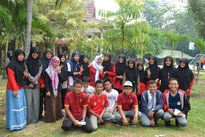 We are tulang kareh! XI IPA 5 bersama buk ermi hayati.