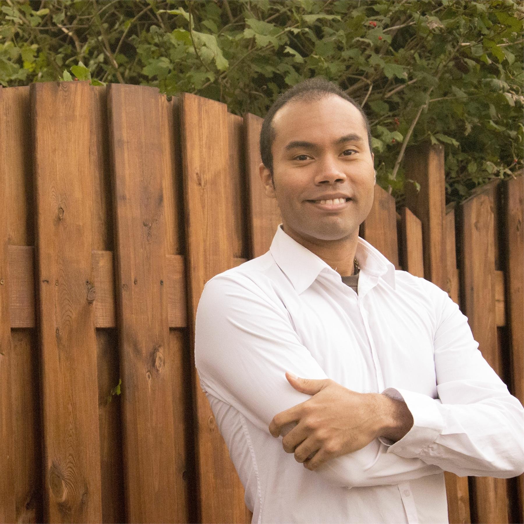 SEO Writer, avid reader and Author of Karl Mind series.