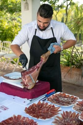 Ultramarinos Del Corte Al Jamóxn (Nueva Málaga).Jamones ibéricos, Quesos, Vinos, Conservas, Patés, Platos preparados, Delicatessen Malagueñas, Charcuteria...
