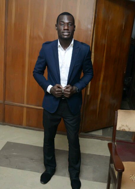 sunpy4real's profile picture. 