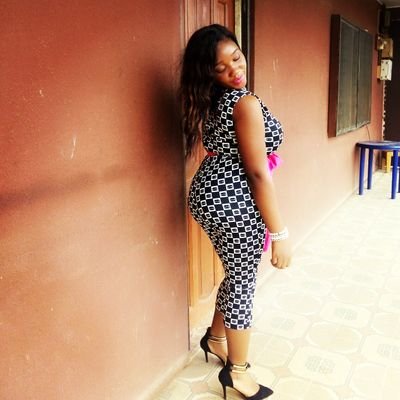 Sophisticated Hustler|• #Fashion! •|Music Is all I Need•| Reggae Lover•| IG - Bella_Zamani