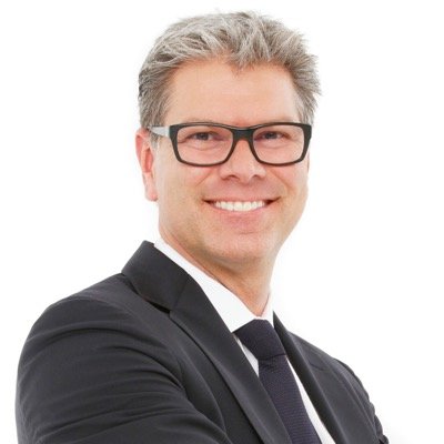 pepoitras's profile picture. Demandez moi comment mes 2,000 transactions immobilières commerciales peuvent vous aider!