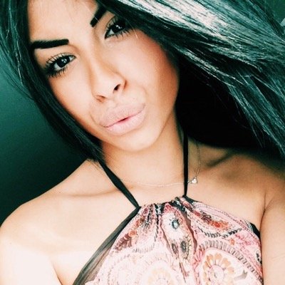 My name is Maëva - snap: hudgensMa - instagram: itsmaevaa - https://t.co/LqqeorhnlG