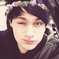 Michael Laif El A.P De Todas Ahre. Bueno 5SOS The Reason Of My Life Y Mike Tambien! YO SOY OTRA GORDA FAN Y Bueno ♥