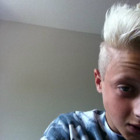 Single, 100 followers