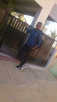 am that guy that gets it done....wherever and whenever,am the guy you've been looking for. #DatPublicist toh lenu toh bad dandanu.