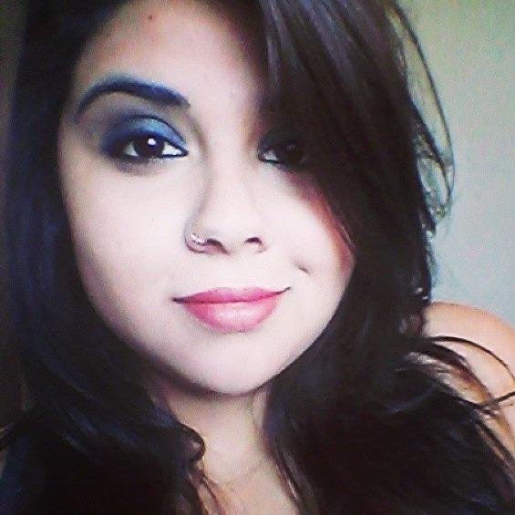 vittyRochefort's profile picture. Dias sim, dias não. Eu vou sobrevivendo sem um arranhão, da caridade de quem me detesta ♫♪