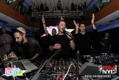 TheBendherBros's profile picture. Dj/Producer Trio. We like that Trapmoombahouse stuff. https://t.co/VMpMw9gdyQ
#getbent