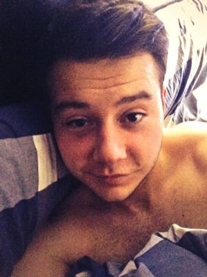 i love @Concept_Scott so much he's my hero and i love him more than words can describe !! ❤  || @ScottDicksCrew is my bae and love her ❤ !