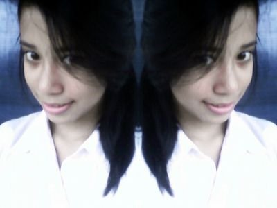 EdwinEdgar muacmuac:*:*{} Jangan nakal dibelakang aku yaa;;)3:*{}