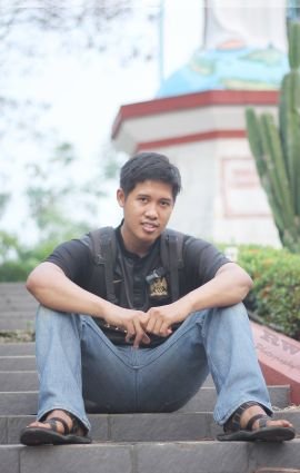 RidhoWismoyo's profile picture. Jadi diri sendiri itu lebih baik