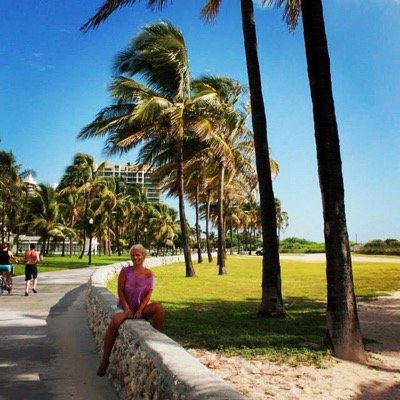 arzuergine's profile picture. 