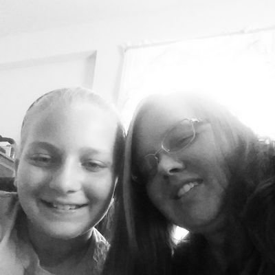 amber32983's profile picture. 