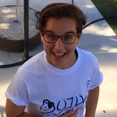 emwhoman's profile picture. 