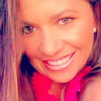 Doutora em Educação, Especialista em Educação a Distância, Investigadora, Docente em e-Learning e Tecnologias Educativas.