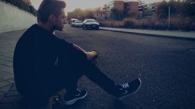 17. Gamer. 'Every rose has its thorn'.