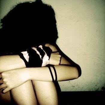 | Suicida, Bulimica, Depresiva, Bisexual, Fracasada, Inútil, Cortadas |