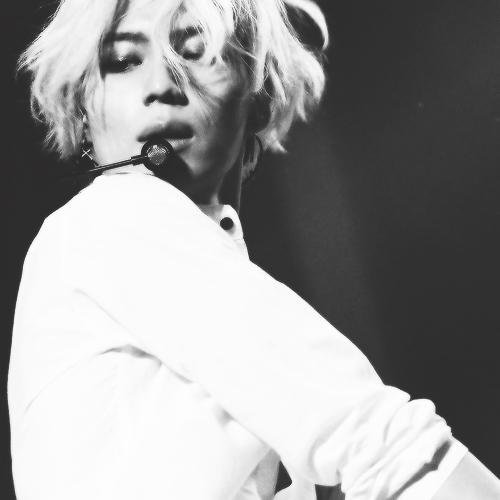nsfw ( 21+ ) knock on my dm and i'll give you a surprise