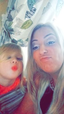 MurrellLindsey's profile picture. mum to 4 gorgeous kids. run my own beauty business x