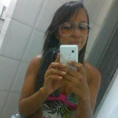 Me segue aiii ^_^ 
@Humildade_em_primeiro_lugar