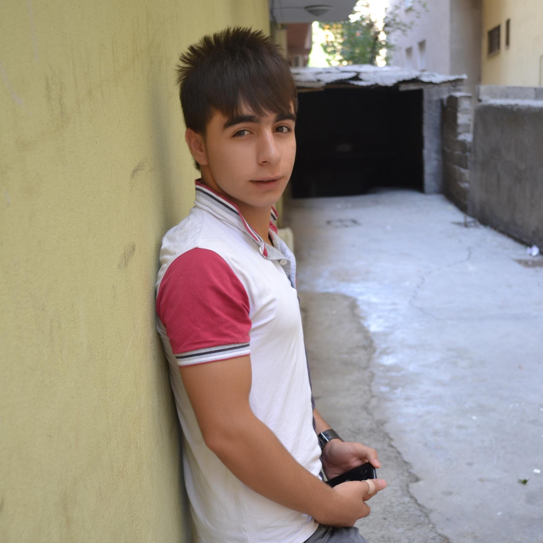 omuu salla gitsin
