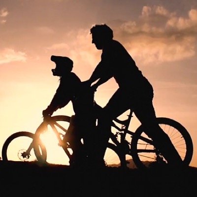 I play games, enjoy high end audio equipment, and mountain bike occasionally. Other than that I'm just your average guy.