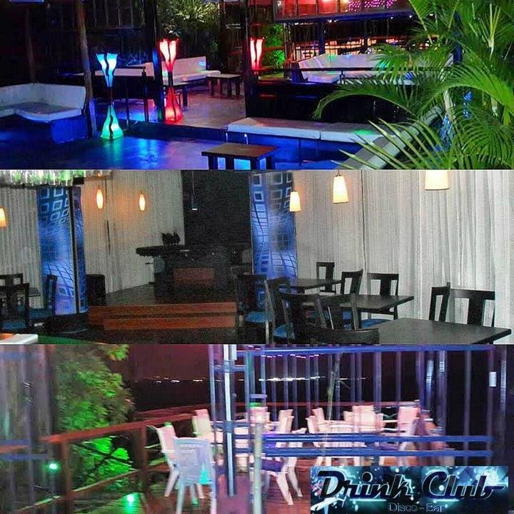 Ubicados en el corazón del Malecon 2000,ofrecemos a nuestros clientes un lugar de entretenimiento sin igual en Guayaquil, Bebidas, Karaoke, Disco, Bar, Eventos