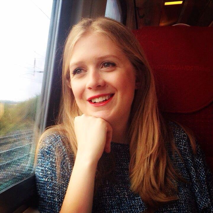 Londoner in Melbourne. Lover of interior design. Daydreamer. hello@pollyrowan.com