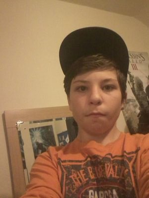Live How You Want. Member Of Velocity. ★eSports★ ★GBs★ ★Pubs★ ★Designing and comp player★Hope you are satisfied by my personality!